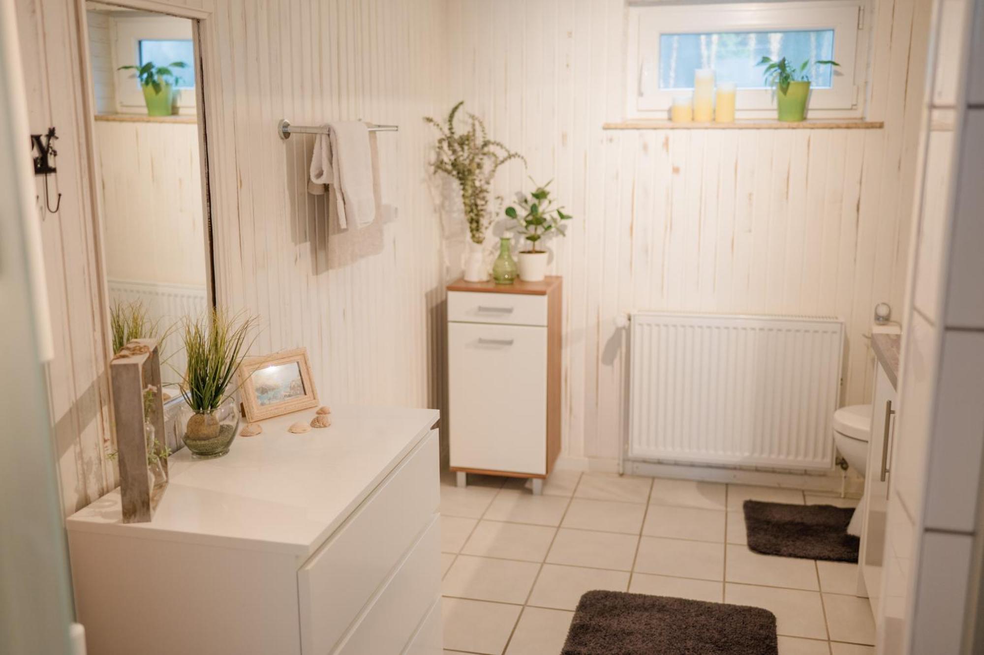 Buchlindenweg - Zimmer & Ferienwohnung Breitscheid  Exterior photo
